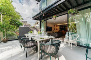 Modern apt w/balcony, pingpong table, roof top,gym